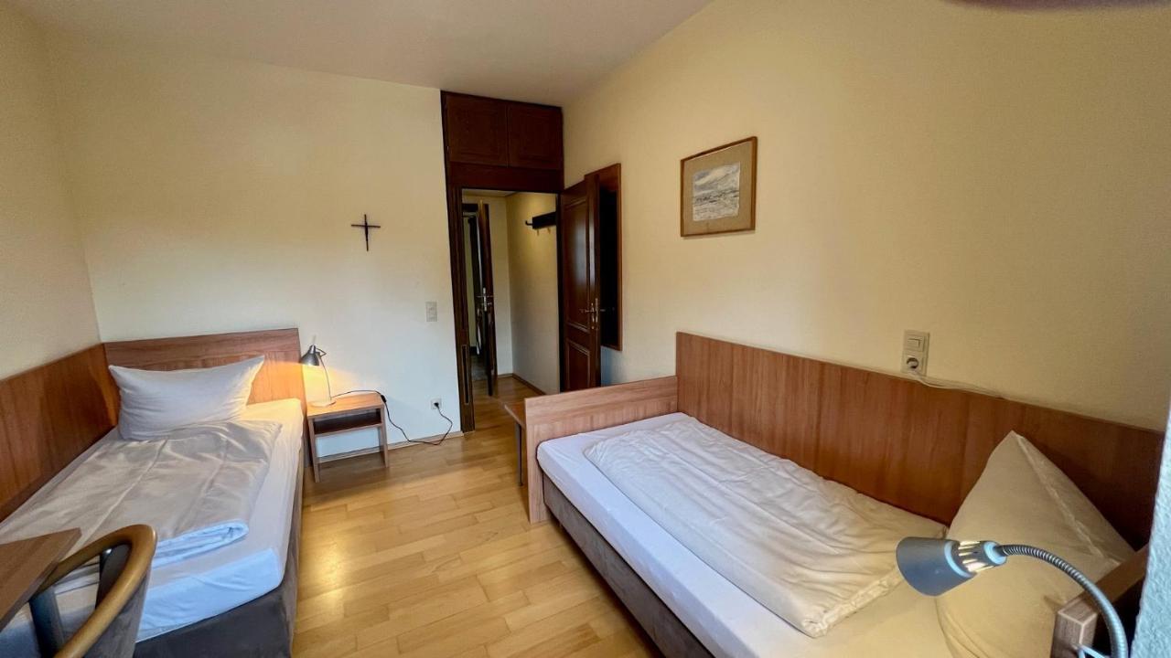 Kloster Steinfeld Gaestehaus Kall المظهر الخارجي الصورة