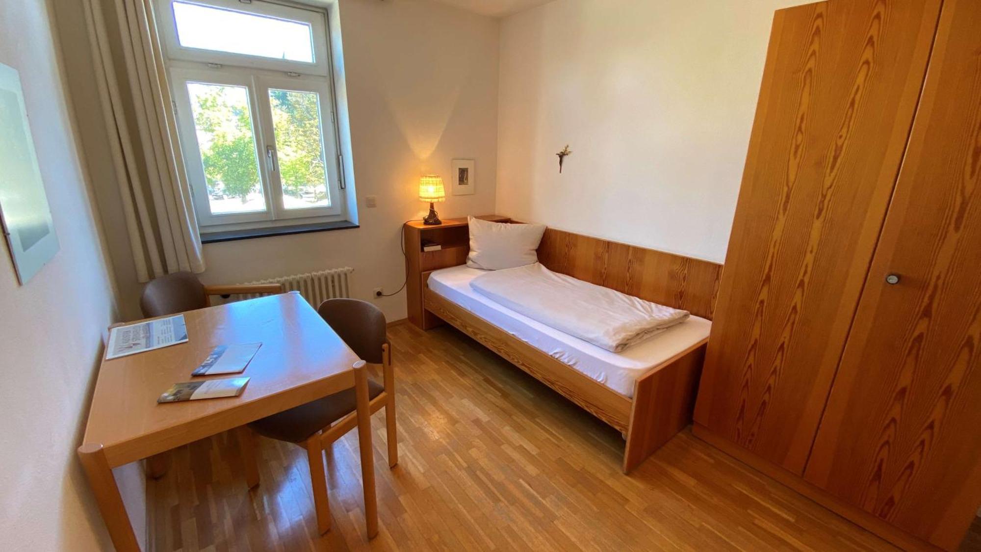 Kloster Steinfeld Gaestehaus Kall المظهر الخارجي الصورة